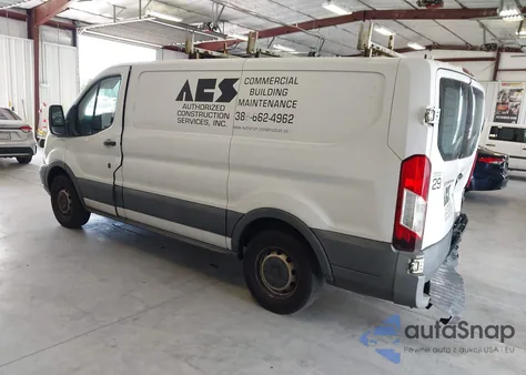 2016 Ford Transit-150 z USA, uszkodzony, nr VIN 1FTYE1ZM6GKB18181